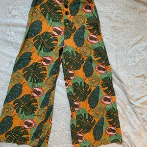 Cute fruit pants !